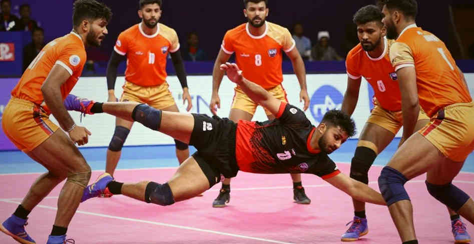 বারো জনের পরীক্ষা: আহমেদাবাদে ভারতের কাবাডি রোটেশন আর প্রত্যাশার ফাঁক