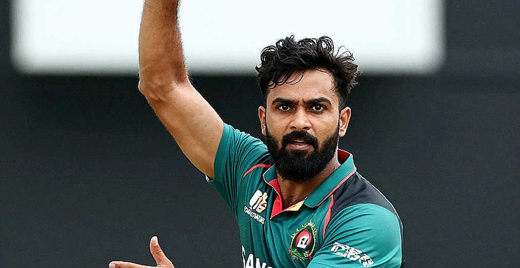 ডারবানে হ্যাজলউডের ধ্বংসযজ্ঞ: দক্ষিণ আফ্রিকাকে ২১৪ রানে হারালো অস্ট্রেলিয়া